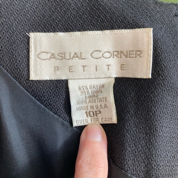 Casual Corner Black Dress with Gold Buttons Petite Rayon Retro Classic - Picture 2 of 13